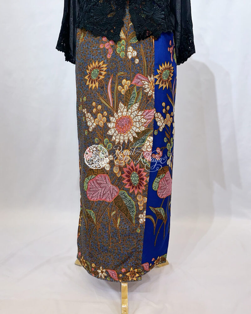 Mila Easywear Tube Skirt in Electric Royal and White