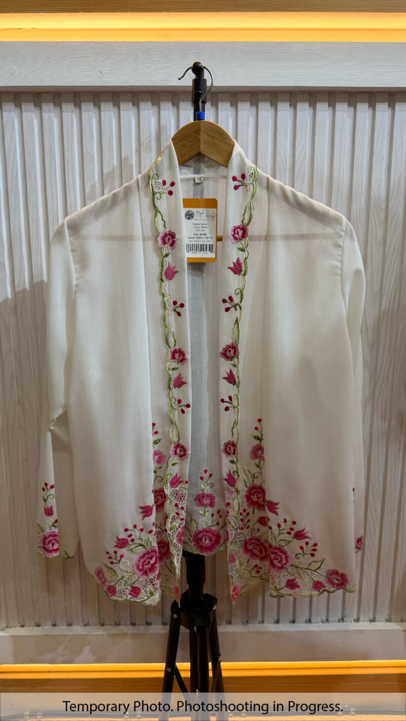 Kebaya Tasleem in White