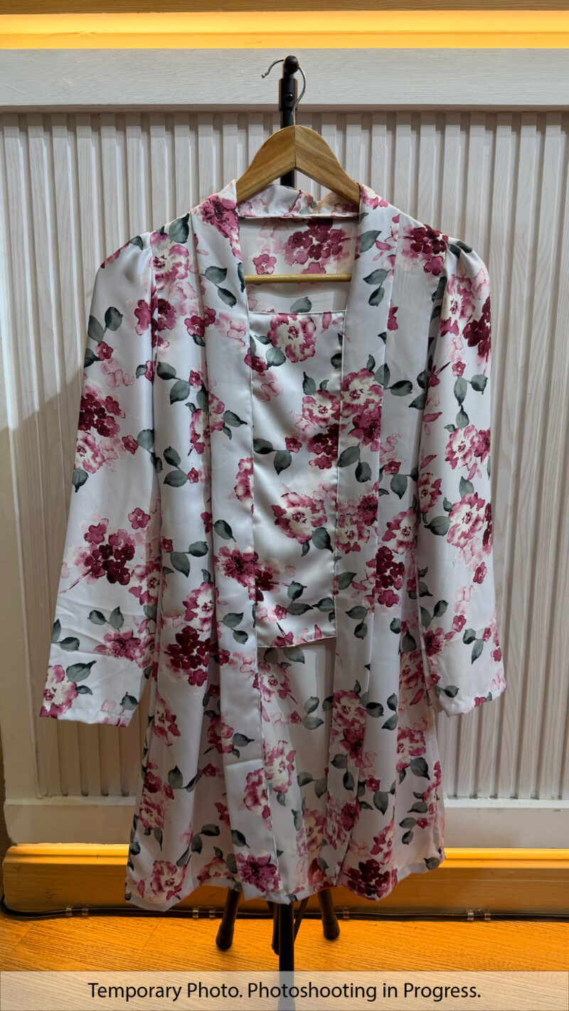 Vanda Long Kutubaru Kebaya in Platinum