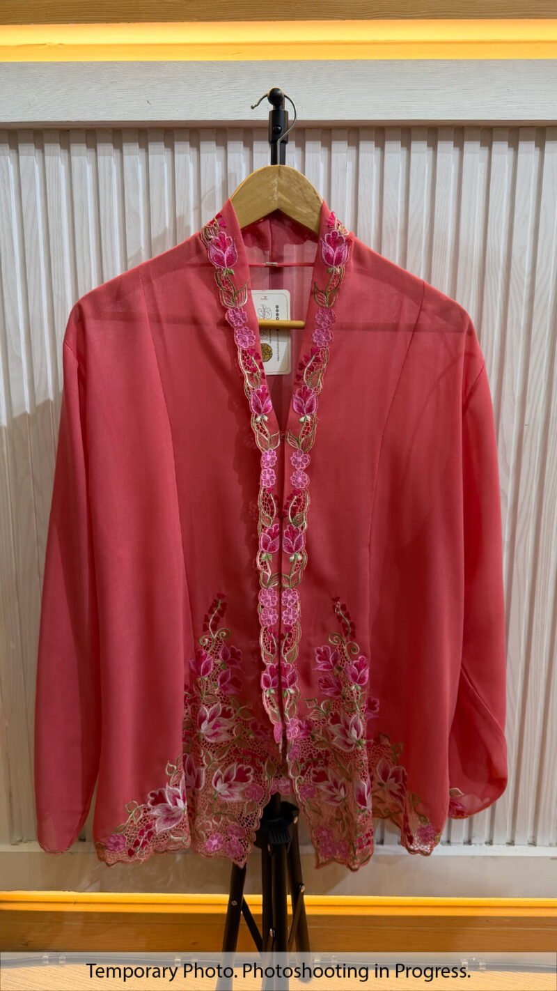 Verity Kebaya in Lobster Pink