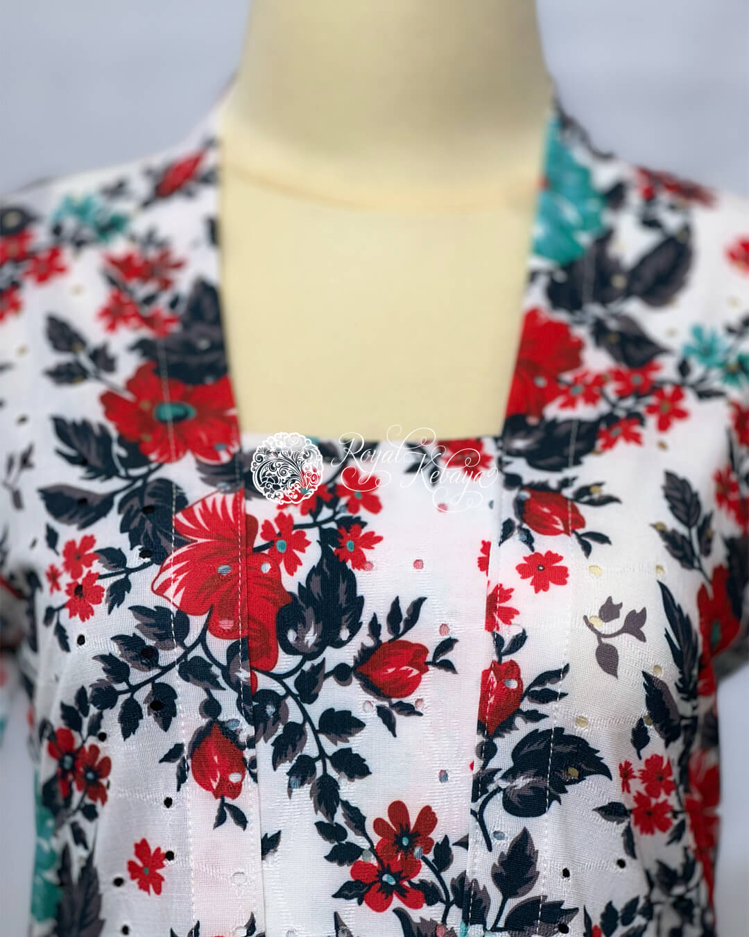 Kebaya Lashira in White Red - Image 2
