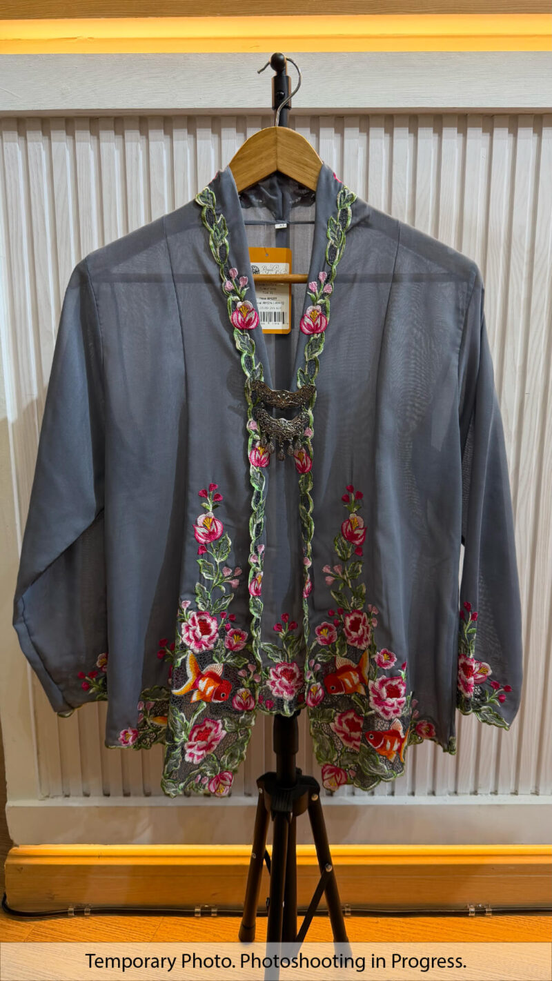 Kebaya Kylie in Grey