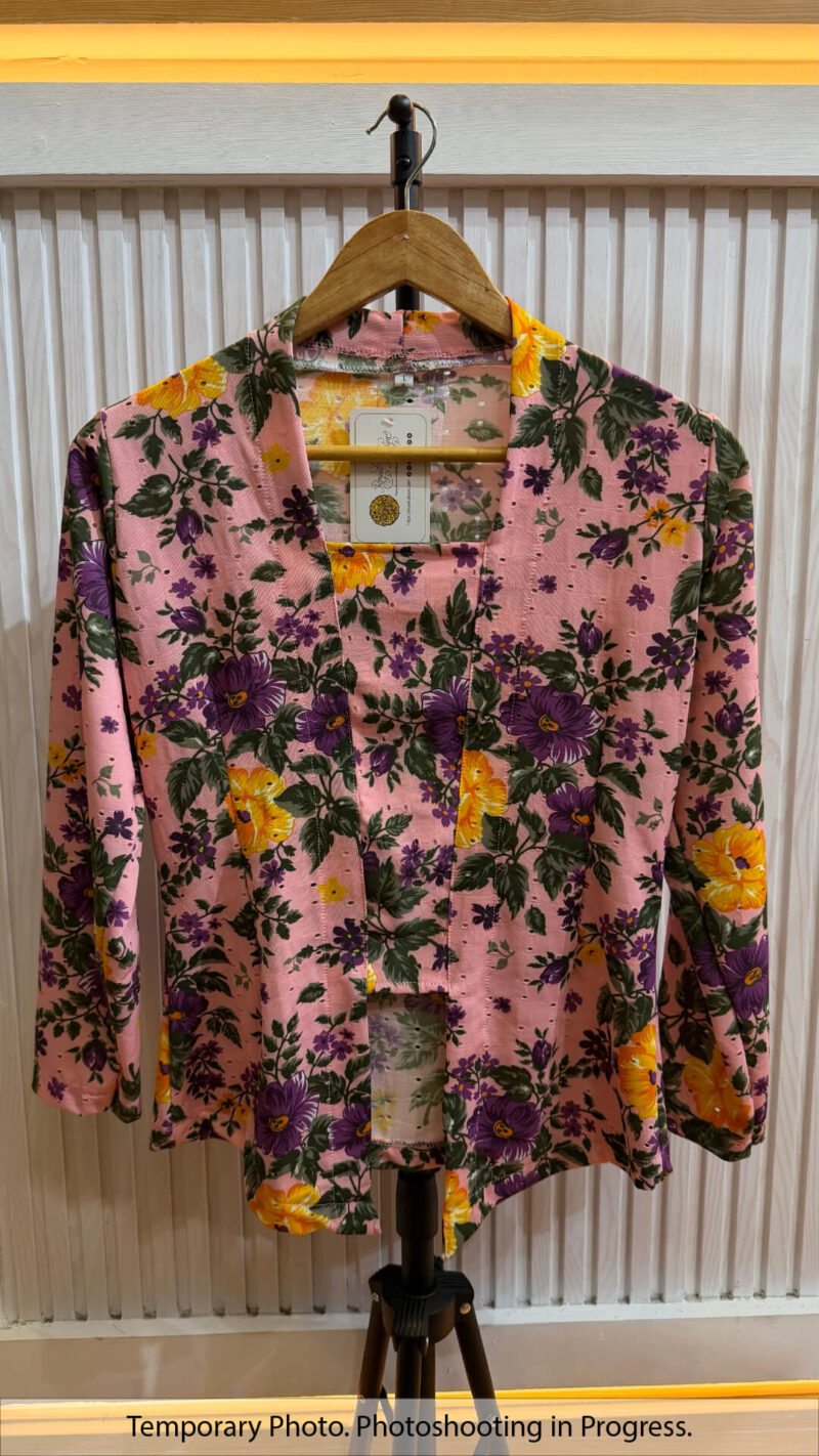 Kebaya Lashira in Pink Orange