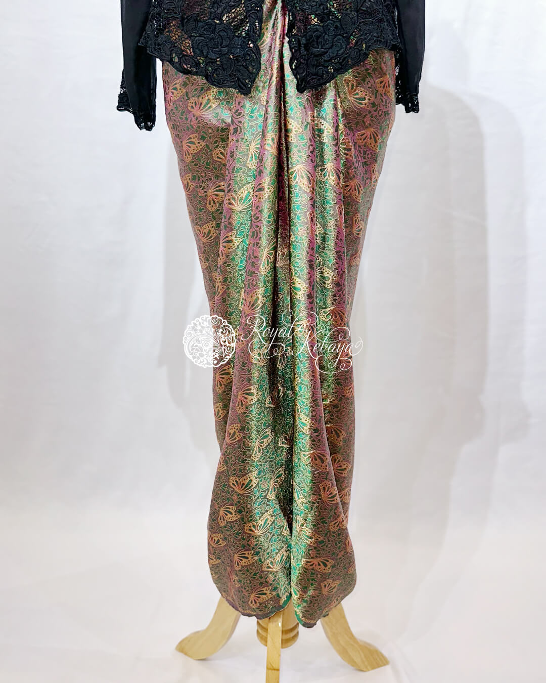 Calinda3 Fixed-Base Wrap Thin Songket Skirt