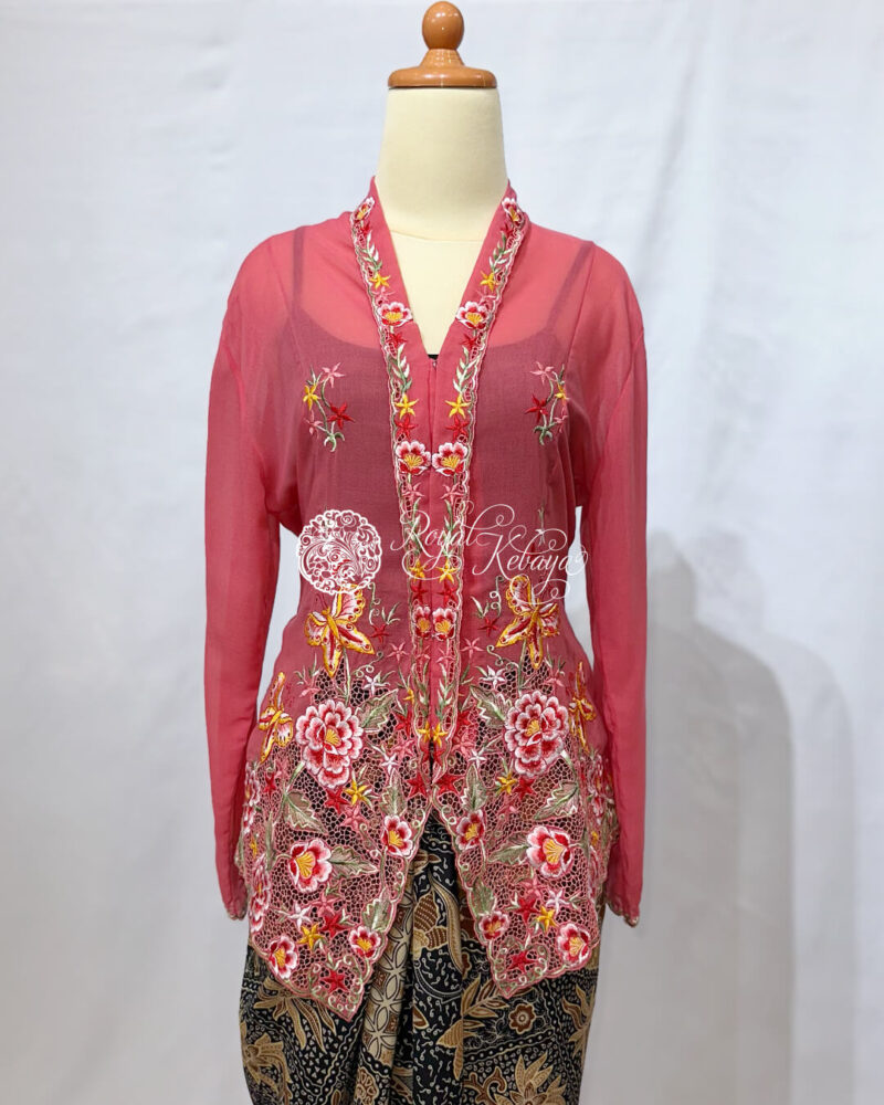 Anjell Kebaya in Dark Peach