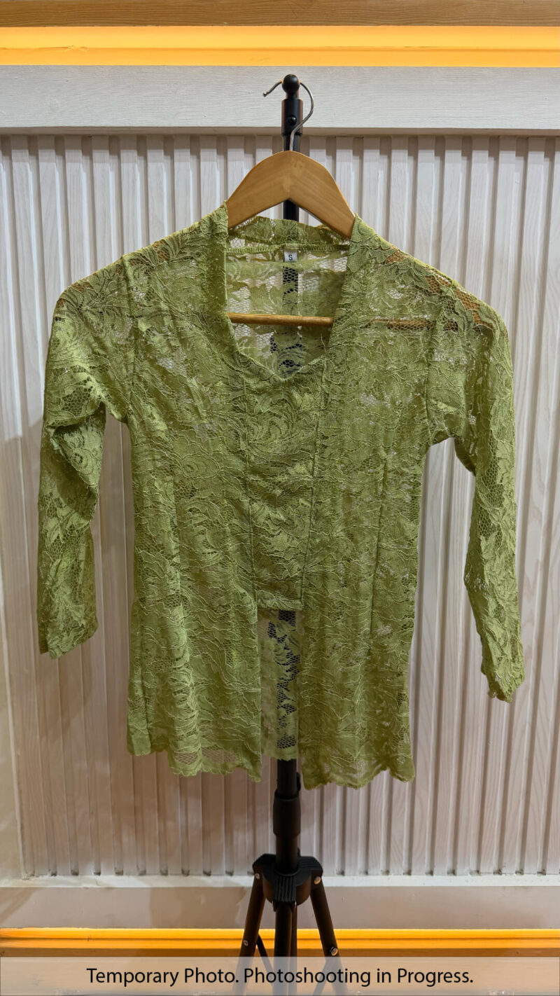 Saira Kebaya in Moss Green