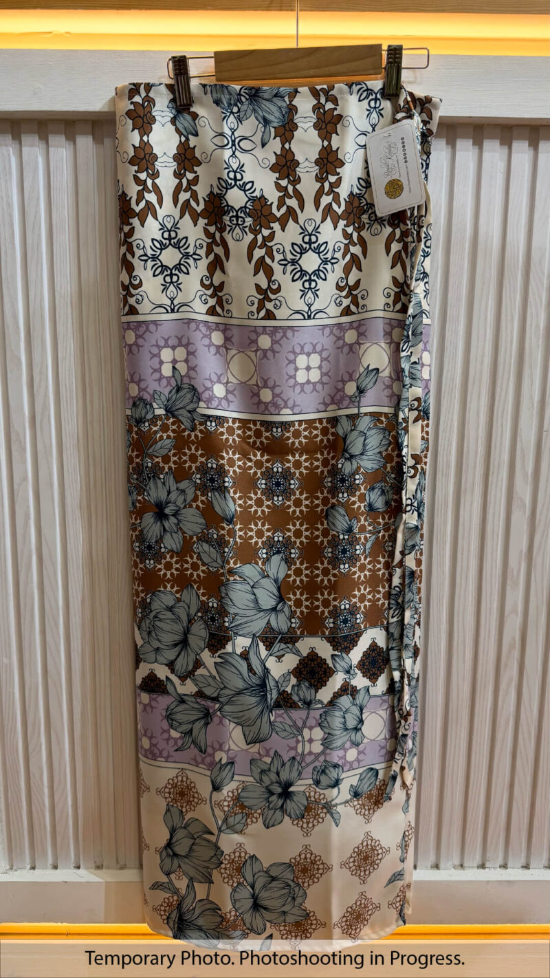 Irfa Self-Tie Wrap Skirt in Antique White and Ash Grey