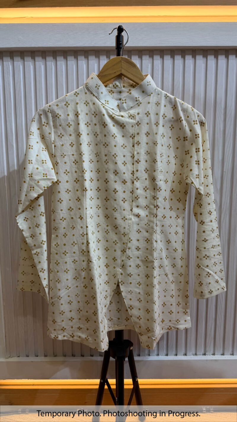 Maharani Janggan Kebaya in Floral White