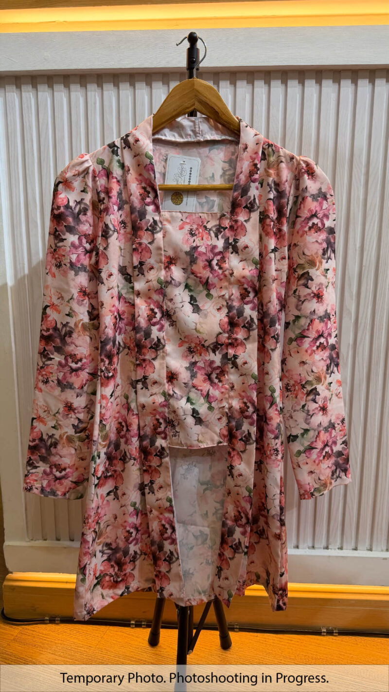 Naqiba Long Kutubaru Kebaya in Cotton Candy