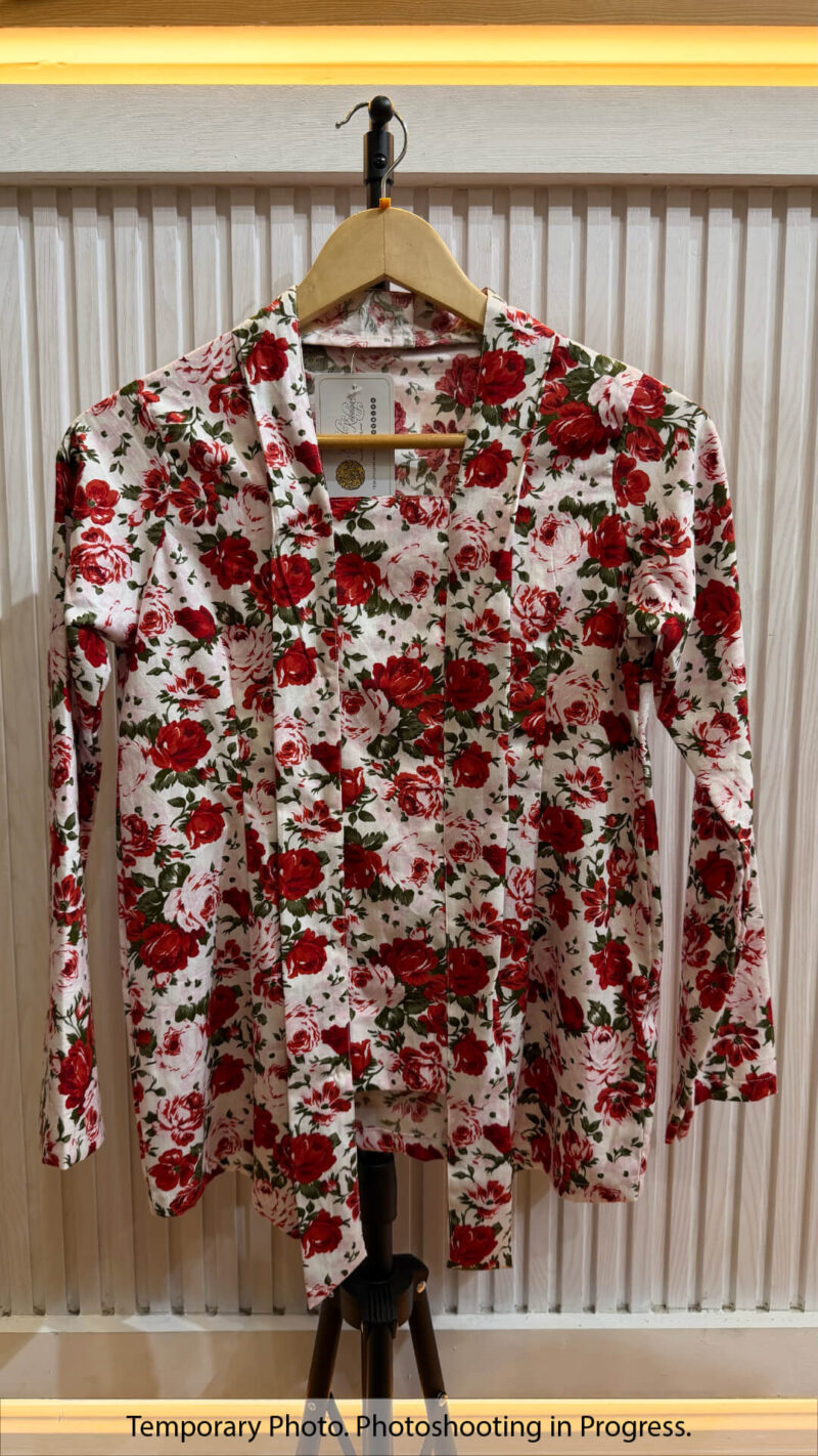 Tsaniyah Long Kutubaru Kebaya in Porcelain