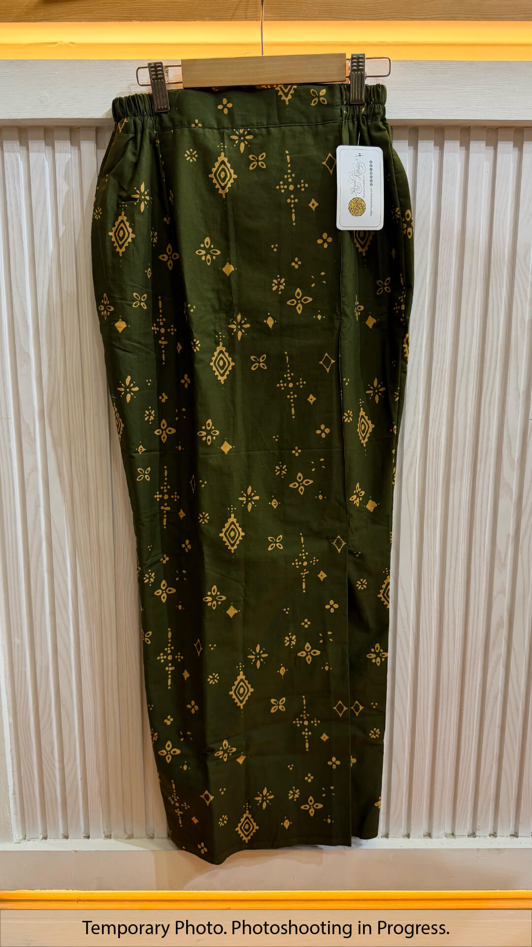 Urfi Easywear Tube Skirt in Olive Leaf
