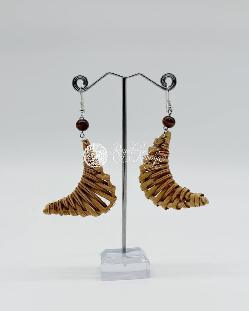 Cae Dangle Earrings in Copper