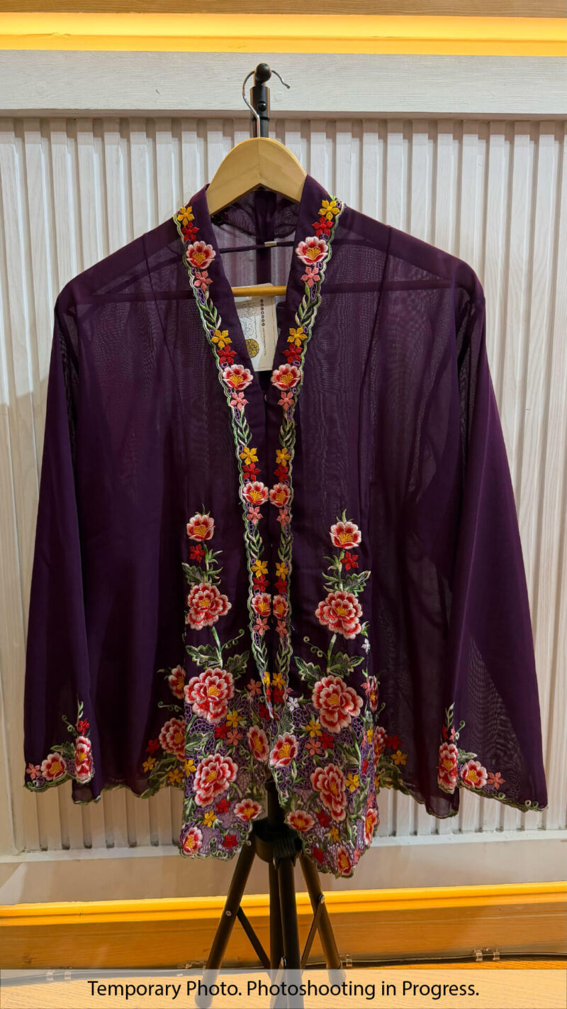 Jolie Kebaya in Midnigh Violet and Ruby Red