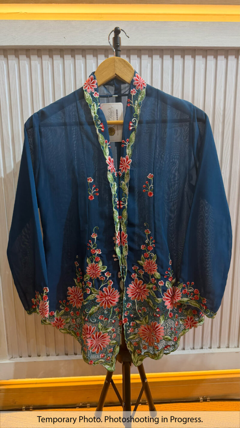 Zulaikha Nyonya Kebaya in Yale Blue and Brick Red