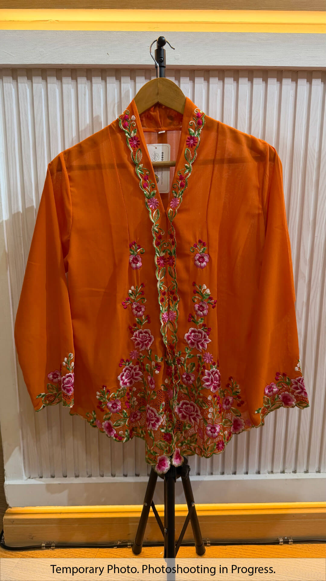 Urfi Nyonya Kebaya in Spicy Paprika and Fuchsia Flame