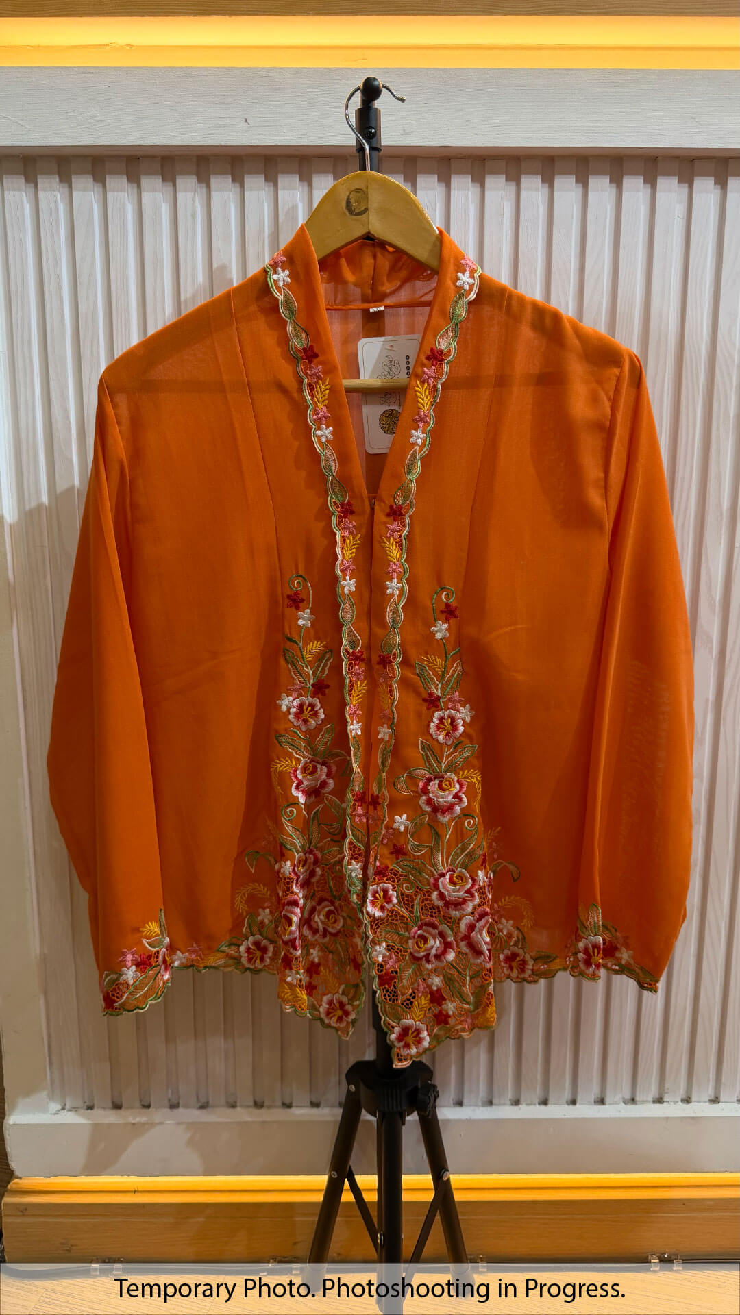 Vilja Nyonya Kebaya in Spicy Paprika and Brick Red