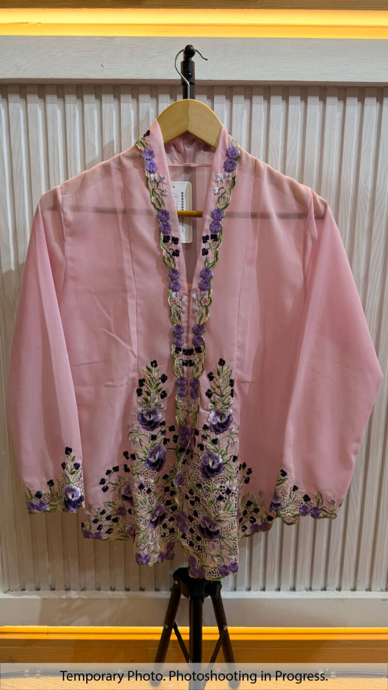 Erika Nyonya Kebaya in Lavender Blush and Midnight Violet
