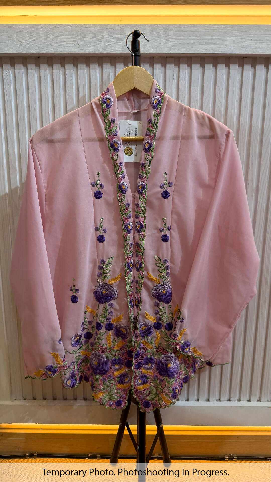 Indartusa Nyonya Kebaya in Lavender Blush and Indigo