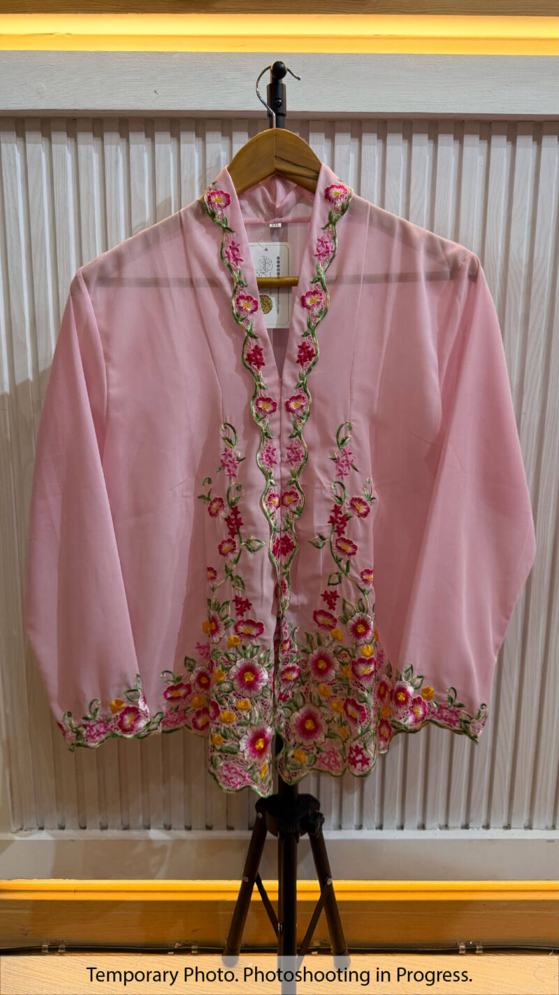 Fatimah Nyonya Kebaya in Lavender Blush and Cherry Rose