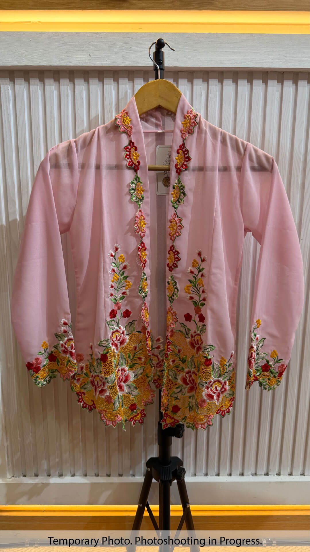 Ivy Nyonya Kebaya in Lavender Blush and Blood Red