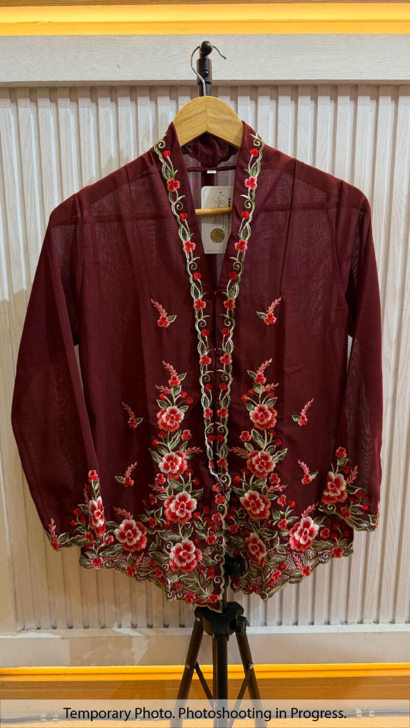 Natalie Nyonya Kebaya in Night Bordeaux and Brick Red
