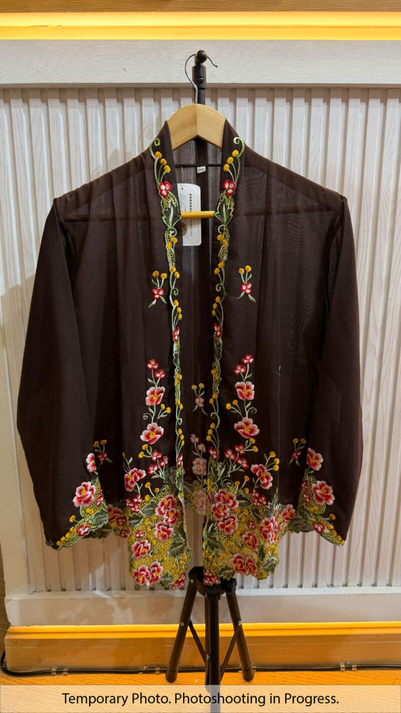 Stefania Nyonya Kebaya in Dark Coffee and Mahogany Red