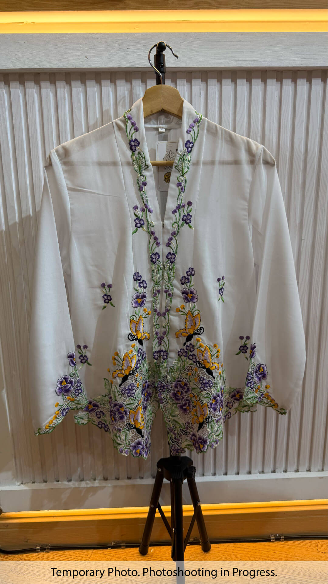 Quennie Nyonya Kebaya in White and Velvet Orchid