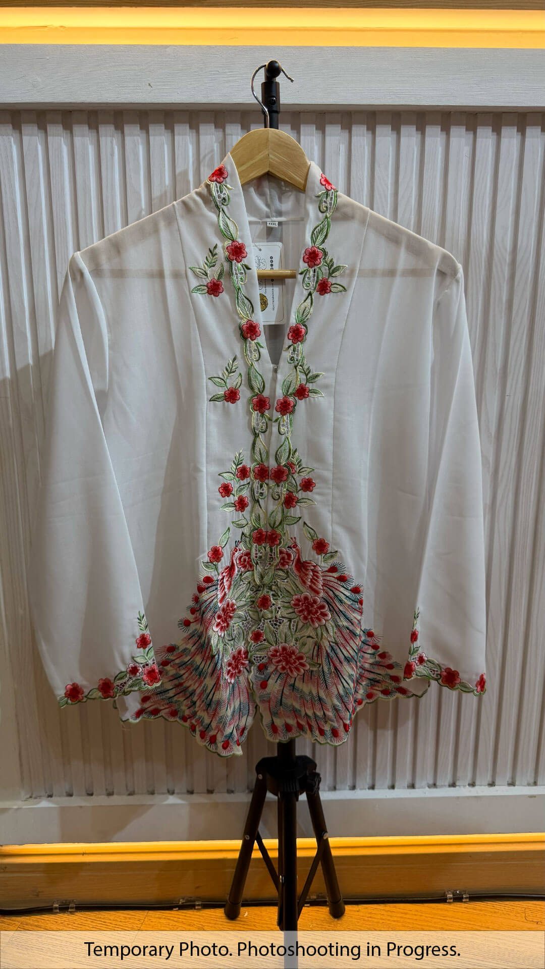 Yui Nyonya Kebaya in White and Blood Red