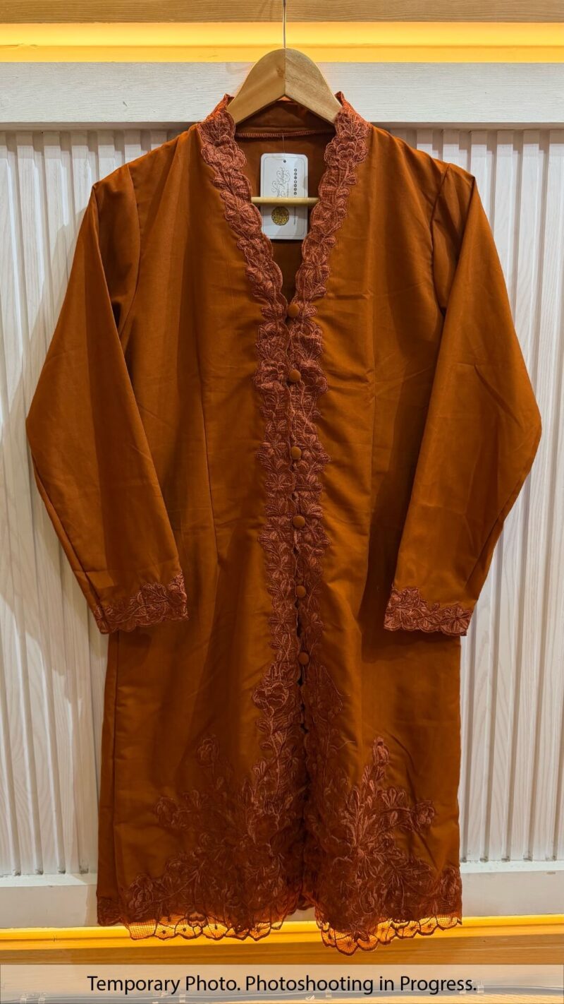 Liliana Kebaya in Raw Umber