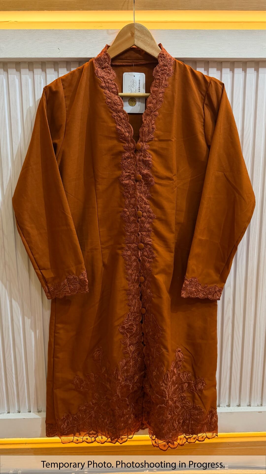 Liliana Kebaya in Raw Umber