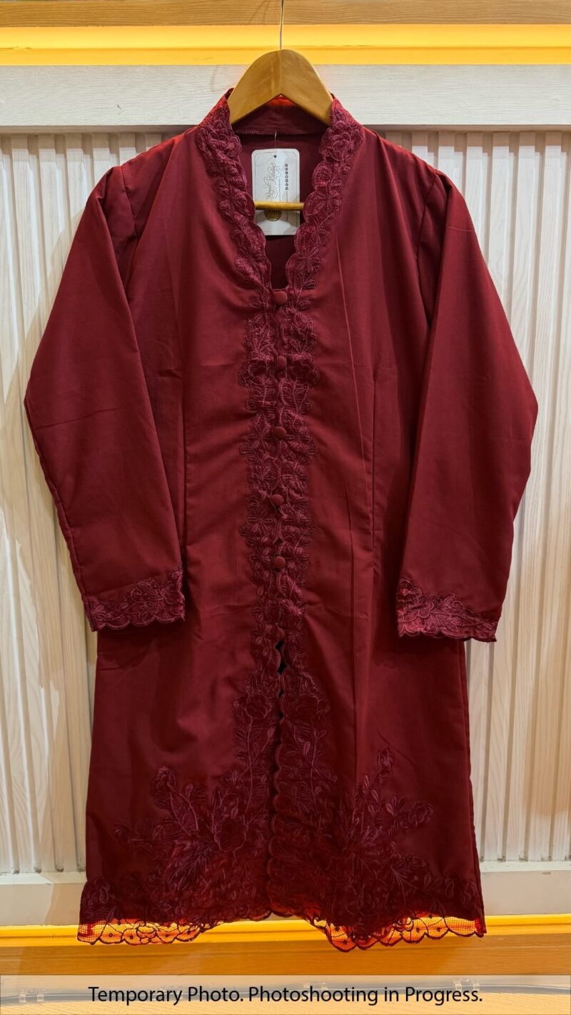 Liliana Kebaya in Wine Plum