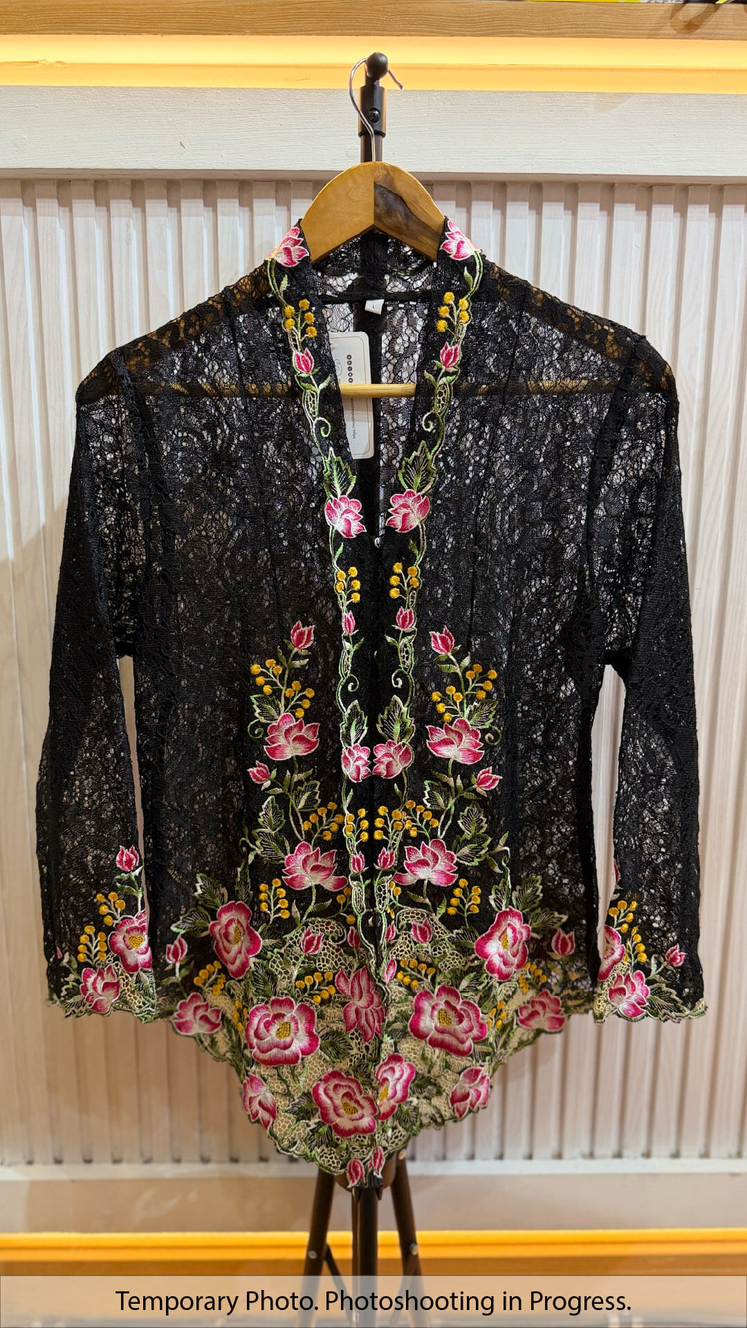Aleena Nyonya Kebaya Lace in Onyx and Hot Rose