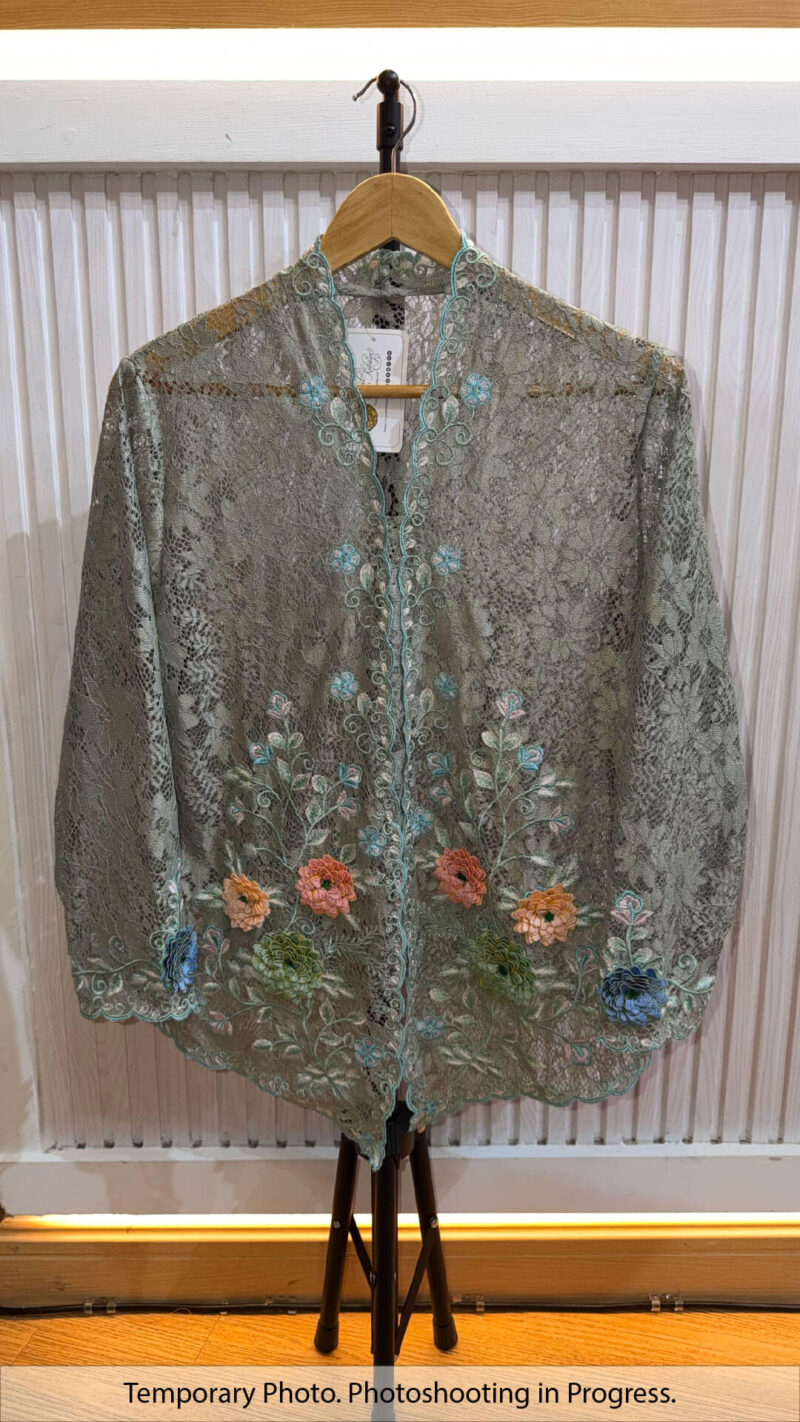 Elvedina Nyonya Kebaya in Celadon and Baby Blue