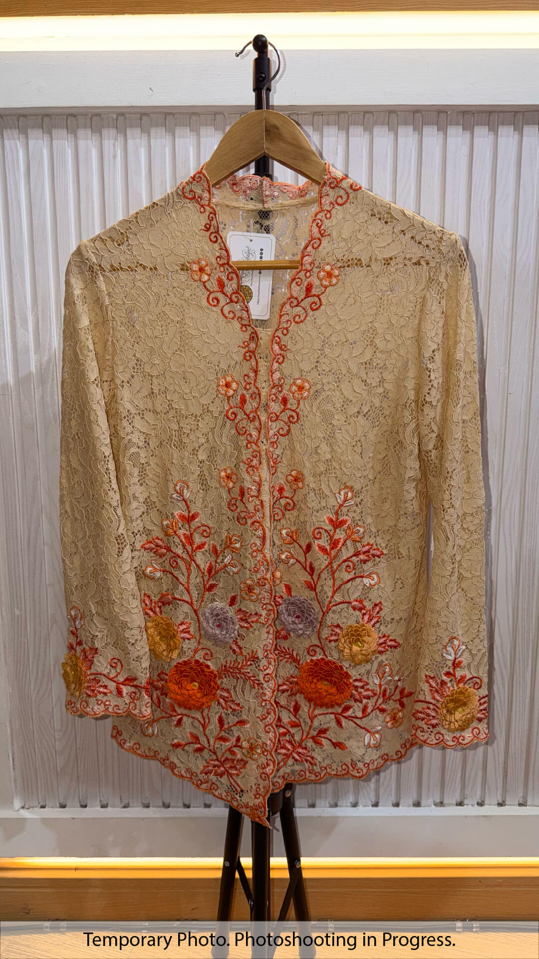 Elvedina Nyonya Kebaya in Champagne and Spicy Paprika
