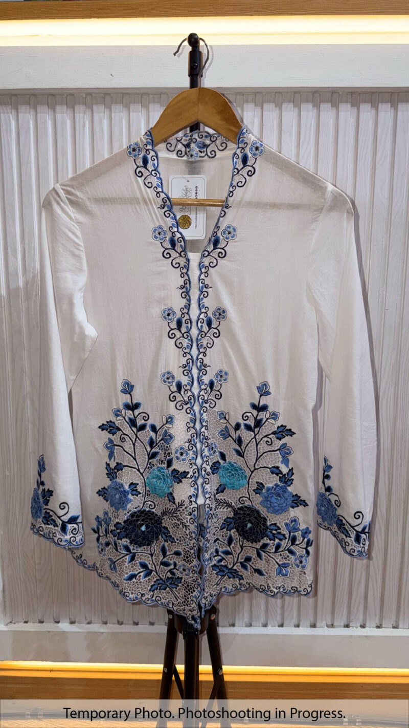 Elvedina Nyonya Kebaya in White and Prussian Blue