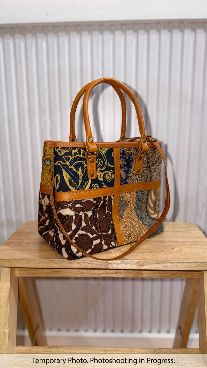 Maisie Satchel Bag in Bronze and Golden Orange