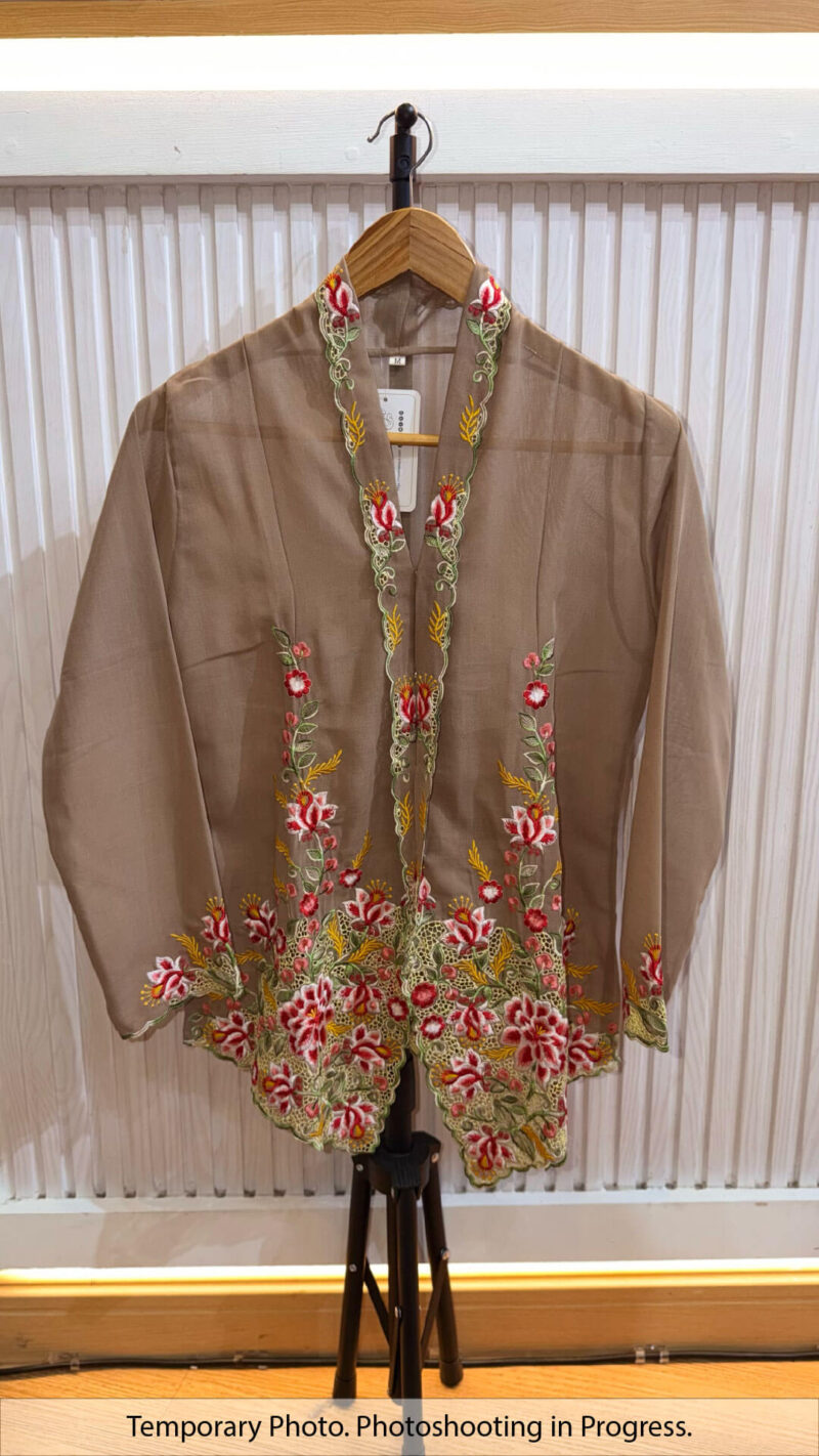 Amber Nyonya Kebaya in Pale Oak