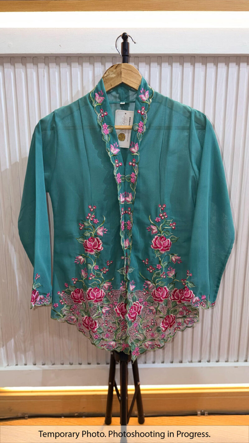 Iyla Nyonya Kebaya in Tropical Teal and Cherry Rose