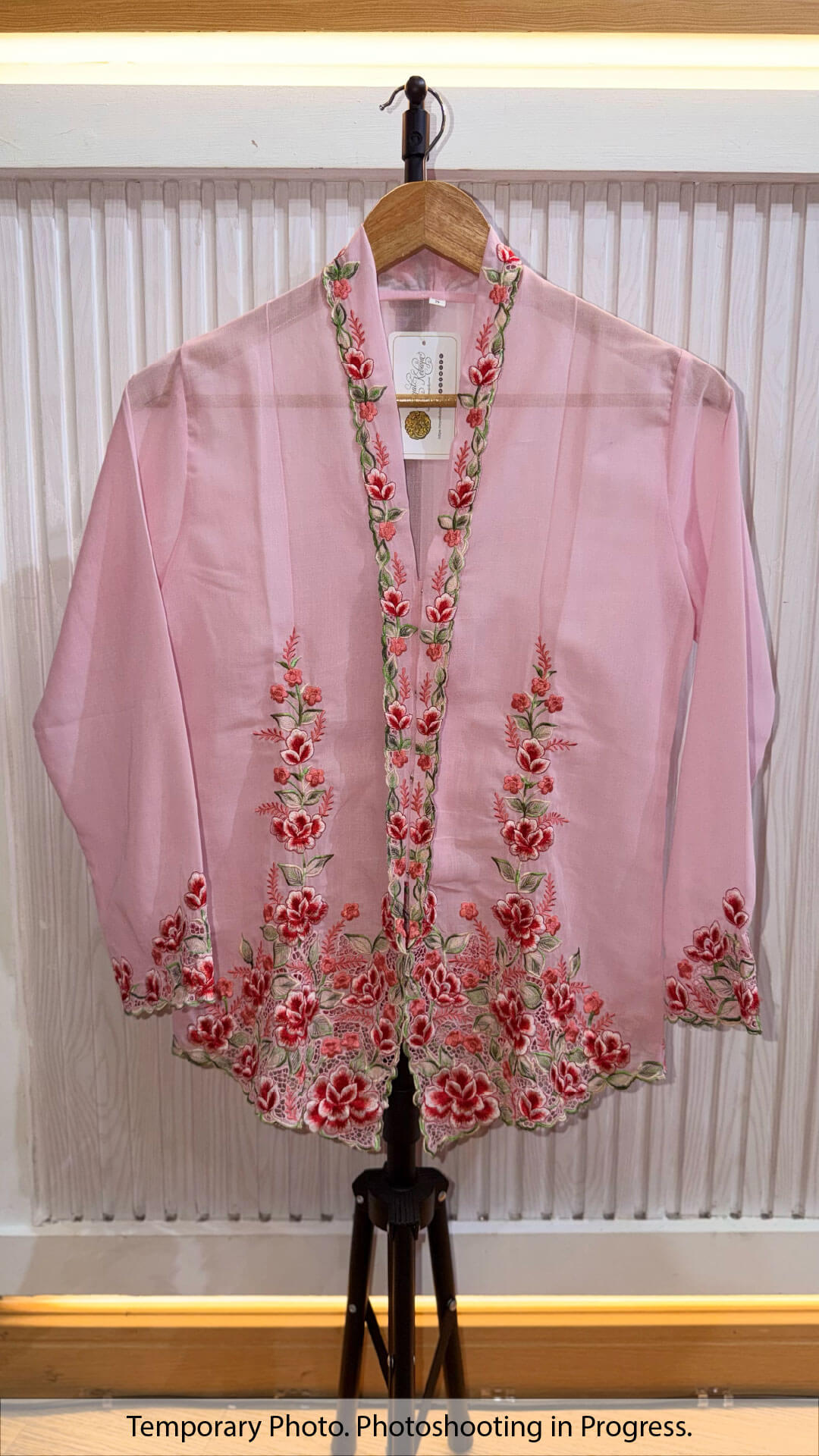 Mary Nyonya Kebaya in Lavender Blush