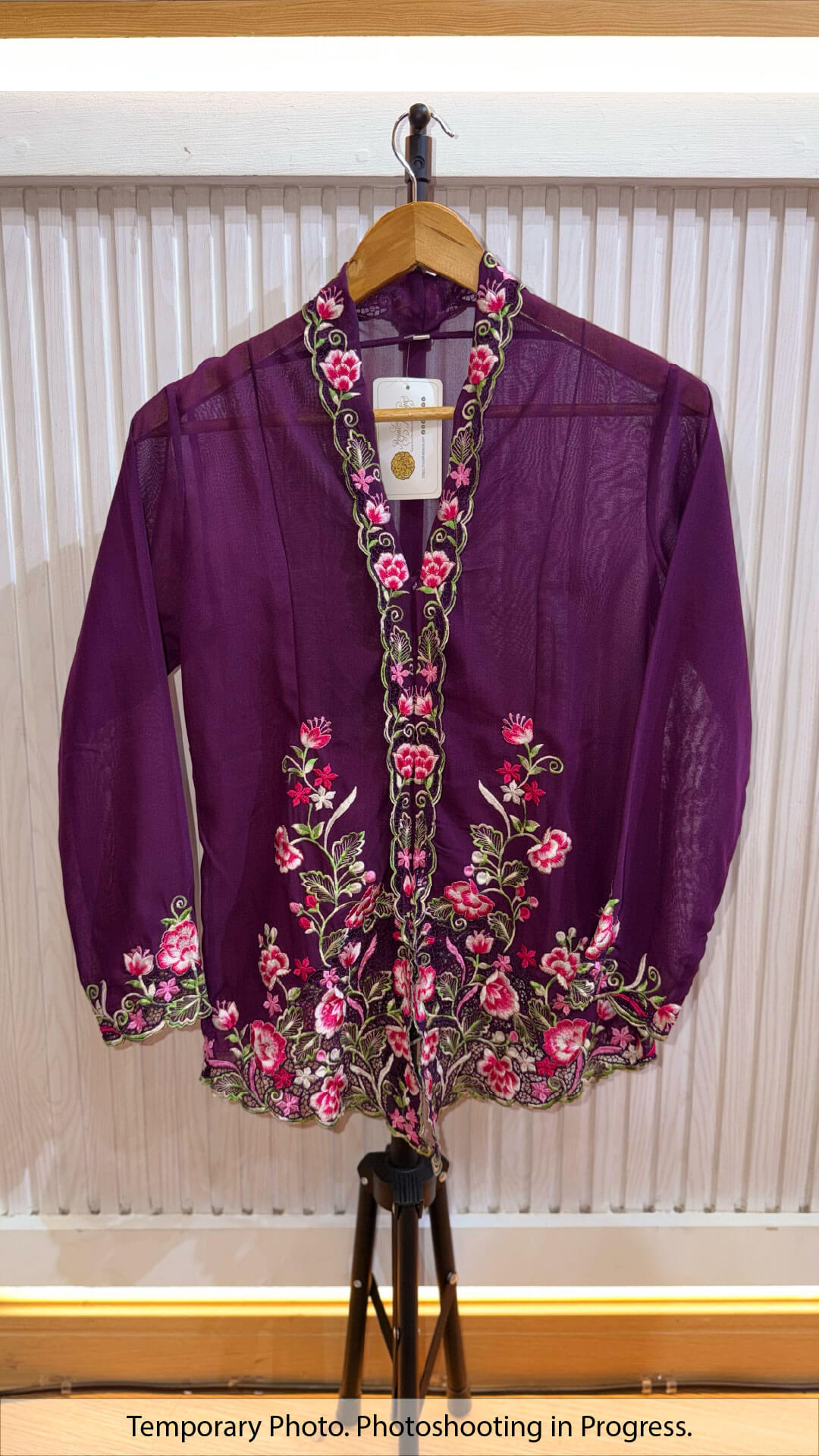 Masha Nyonya Kebaya in Midnight Violet and Respberry Red