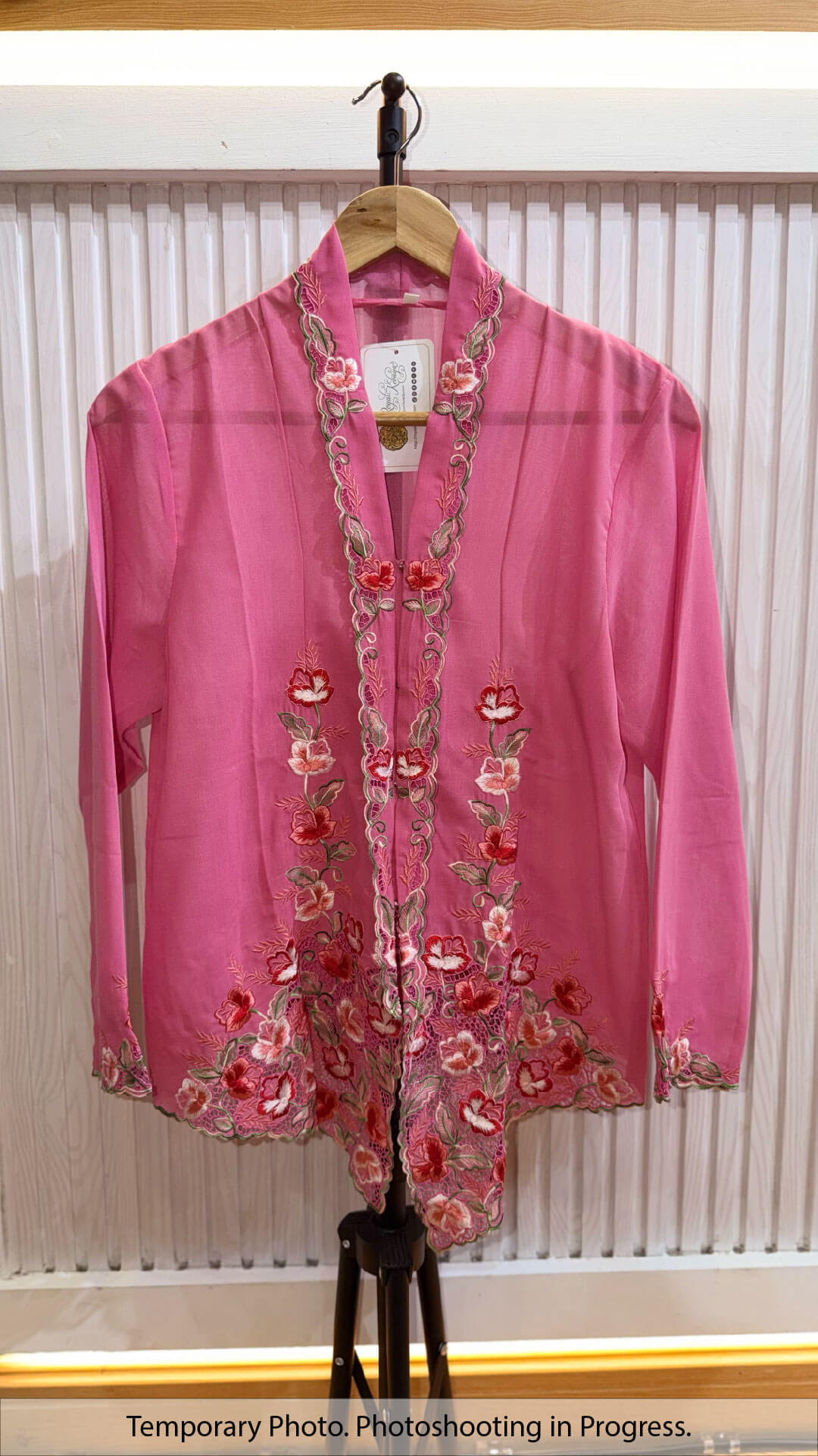 Sofia Nyonya Kebaya in Pink Mist