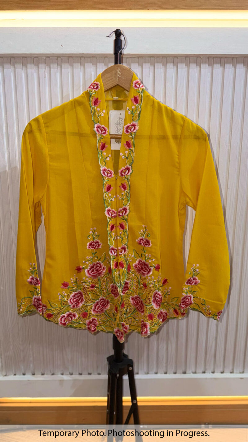 Alia Nyonya Kebaya in Amber Gold