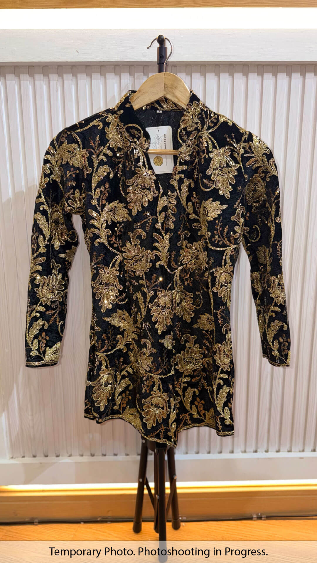 Mayang Modern Javanese Kebaya in Oynx and Gold