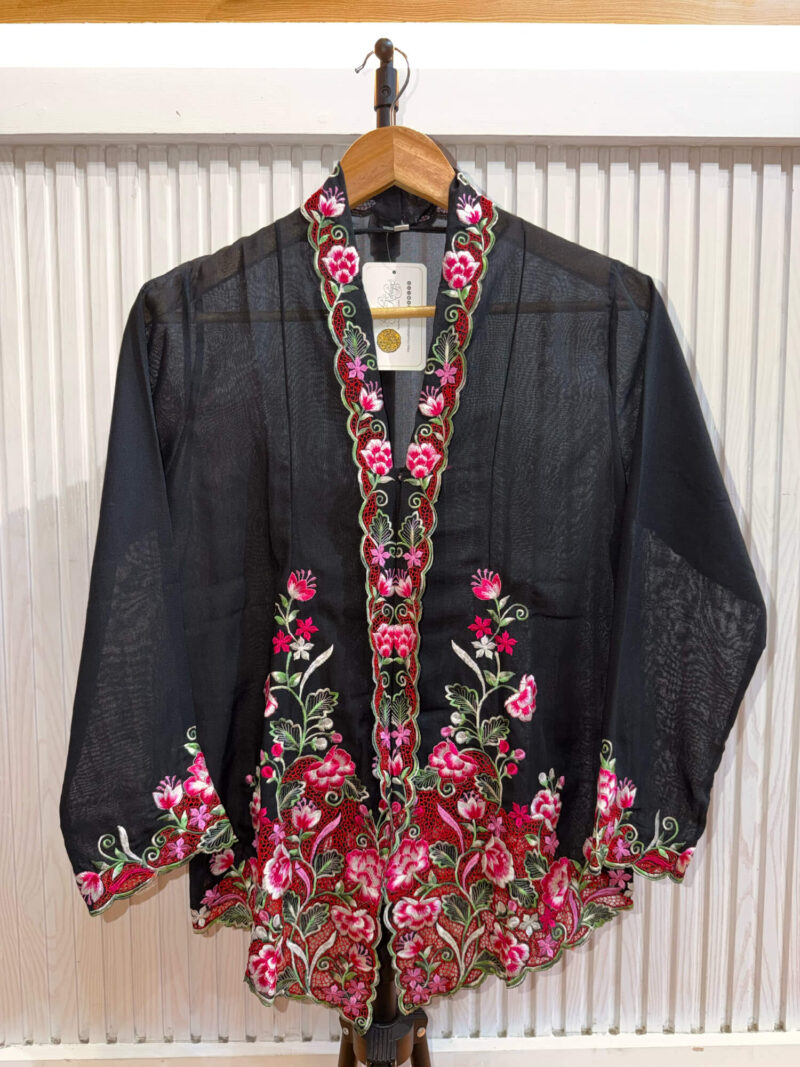 A001 Nyonya Kebaya in Carbon Black and Cherry Rose