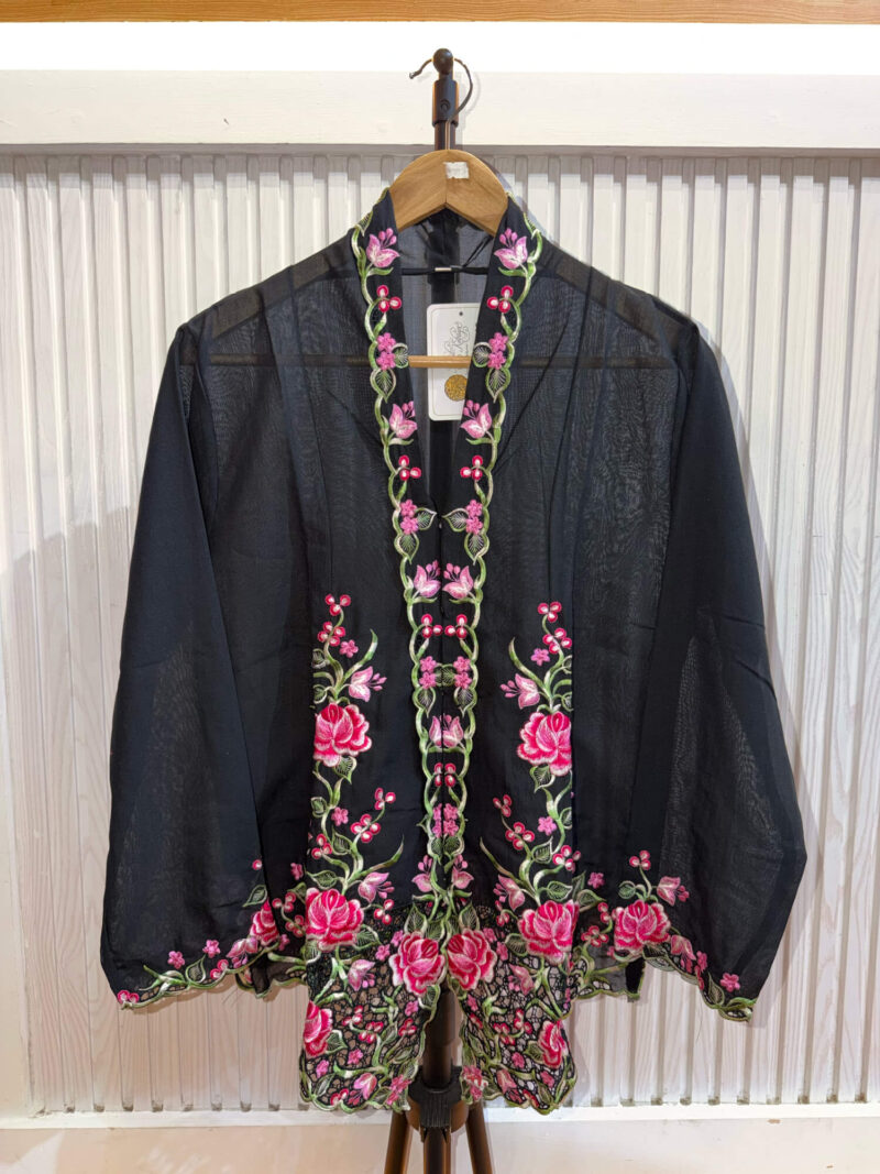 A010 Nyonya Kebaya in Carbon Black and Sage Green