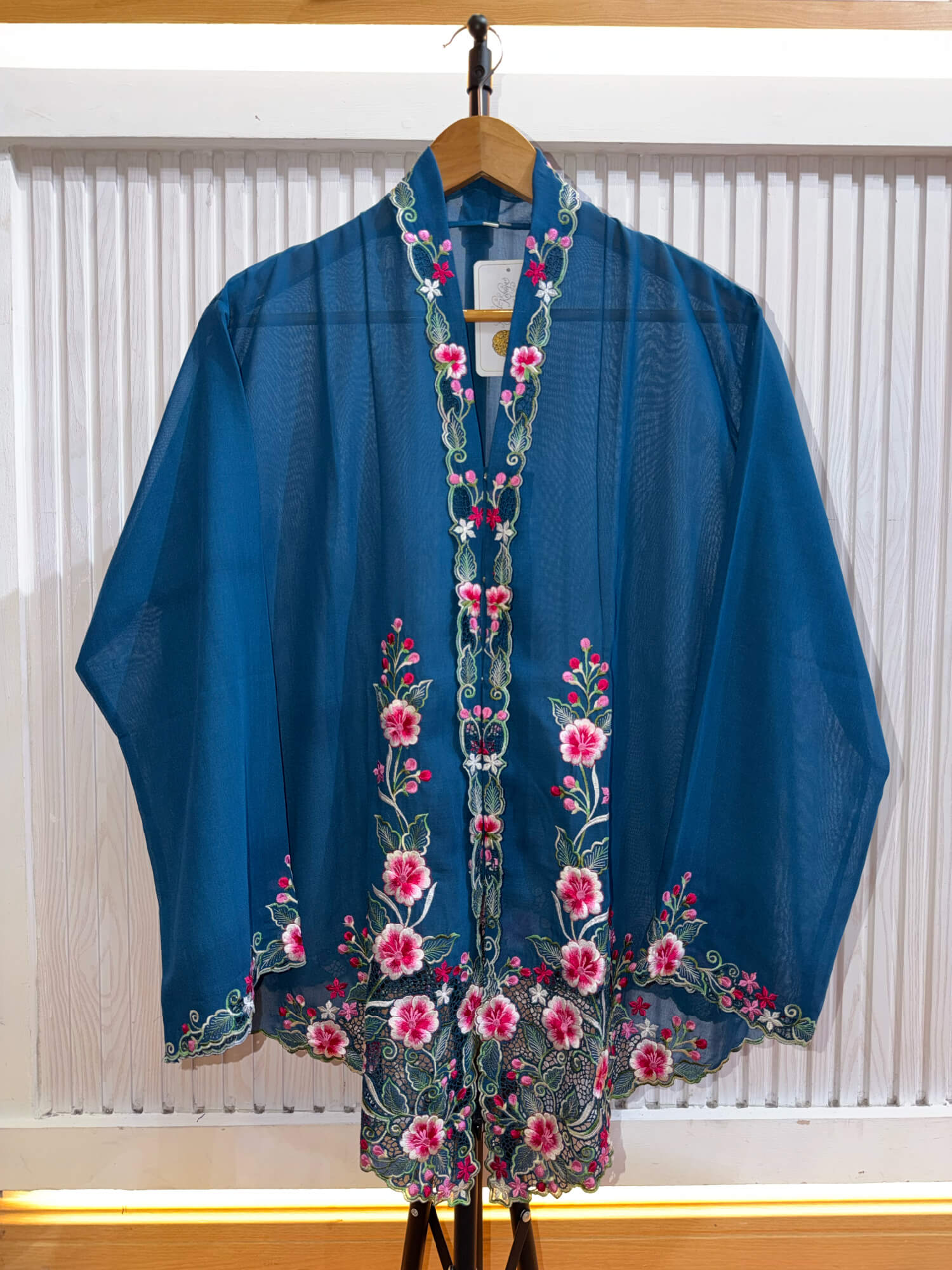 A011 Nyonya Kebaya in Yale Blue and Cotton Candy