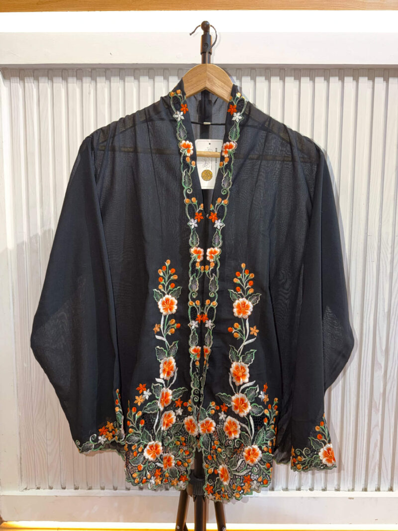 A012 Nyonya Kebaya in Carbon Black and Pumekin Spice