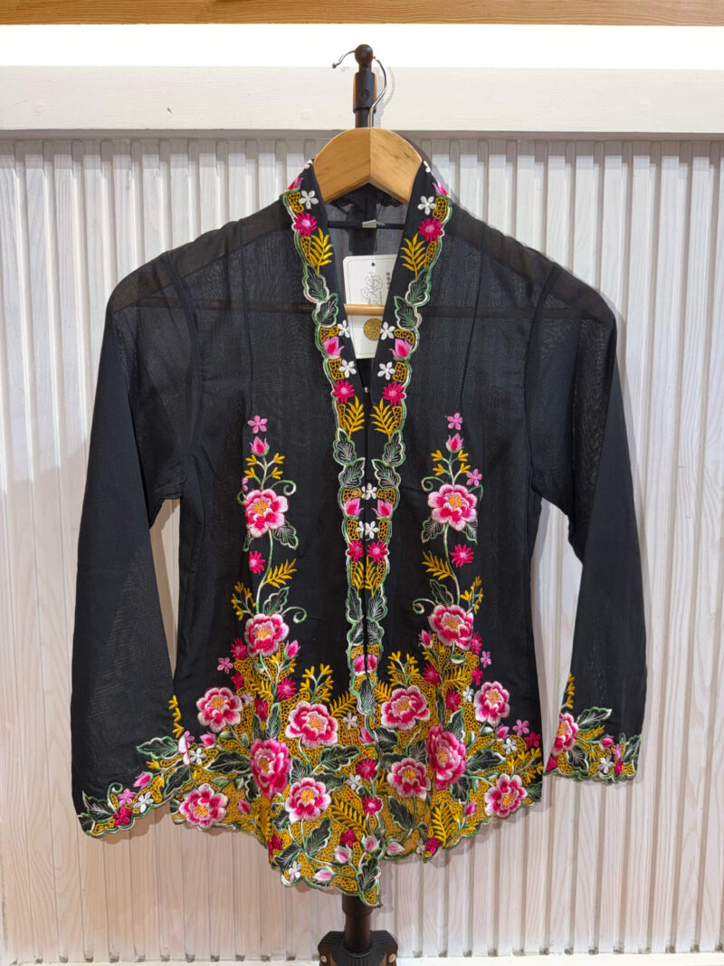 A019 Nyonya Kebaya in Carbon Black and Cherry Rose