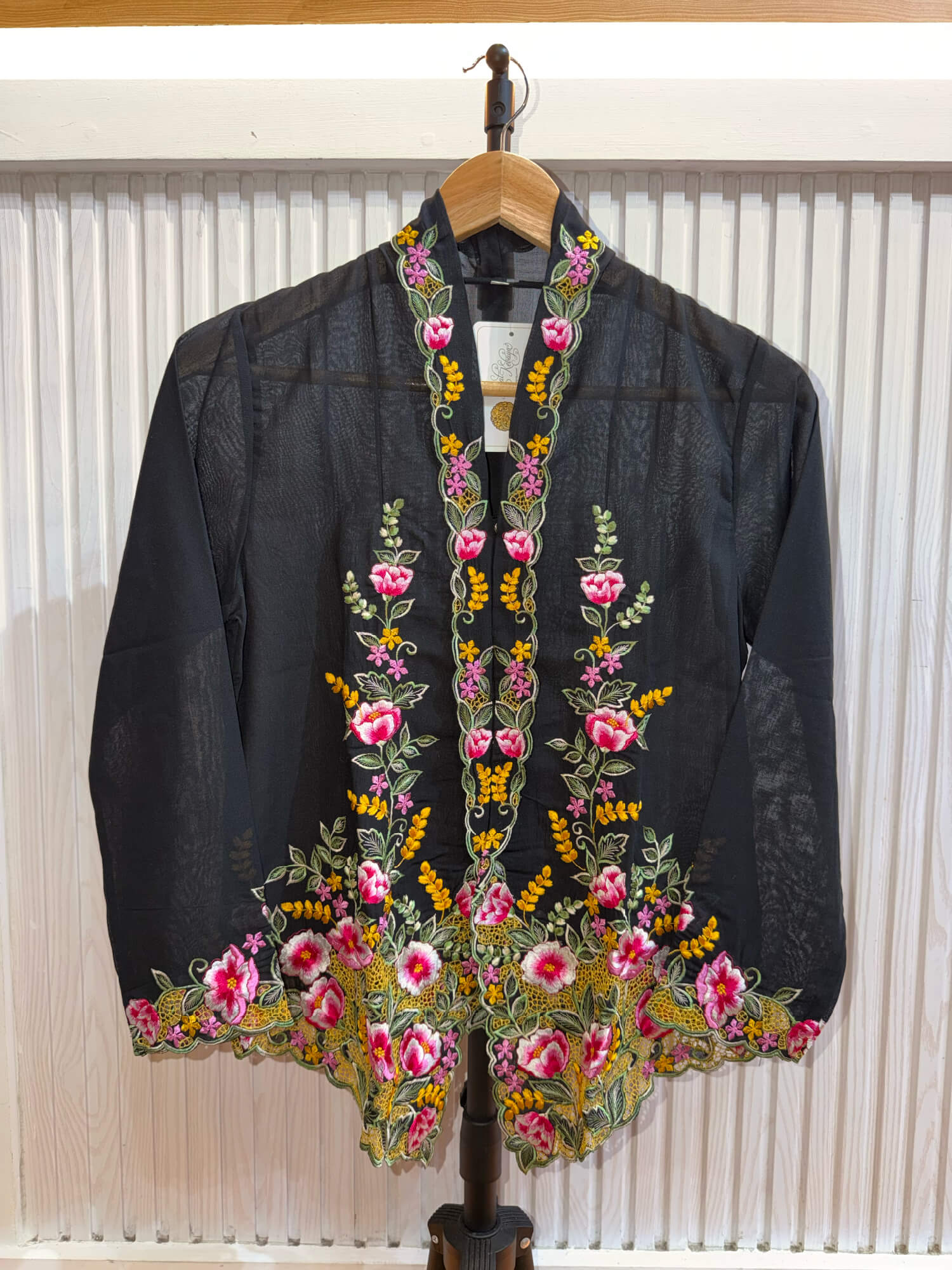A043 Nyonya Kebaya in Carbon Black and Amber Gold