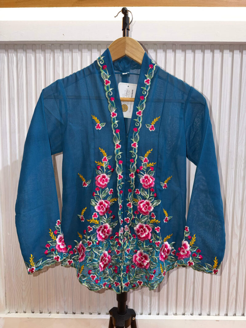 A044 Nyonya Kebaya in Yale Blue and Cherry Rose
